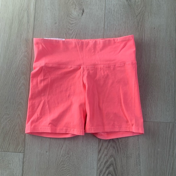 Aritzia Tna neon coral shorts - Picture 3 of 5